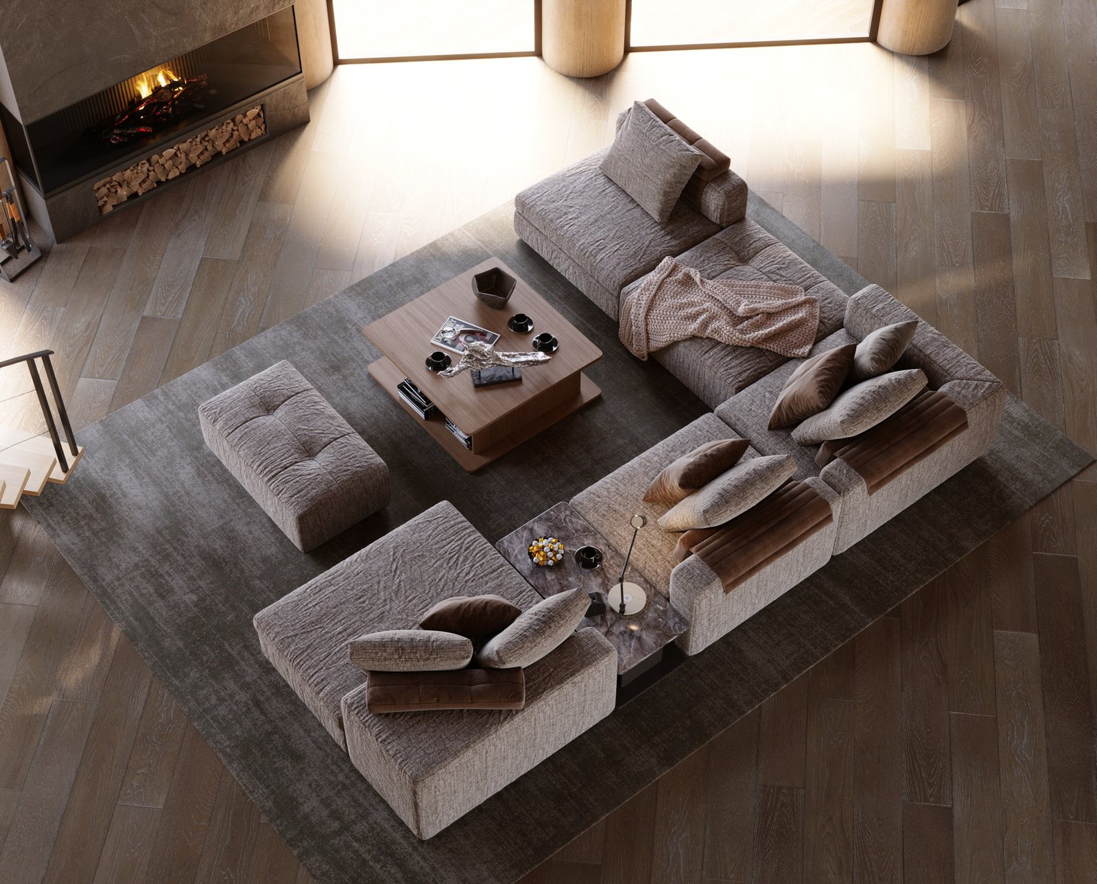 Гостиная сверху в темноте: единственный источник света — огонь в камине